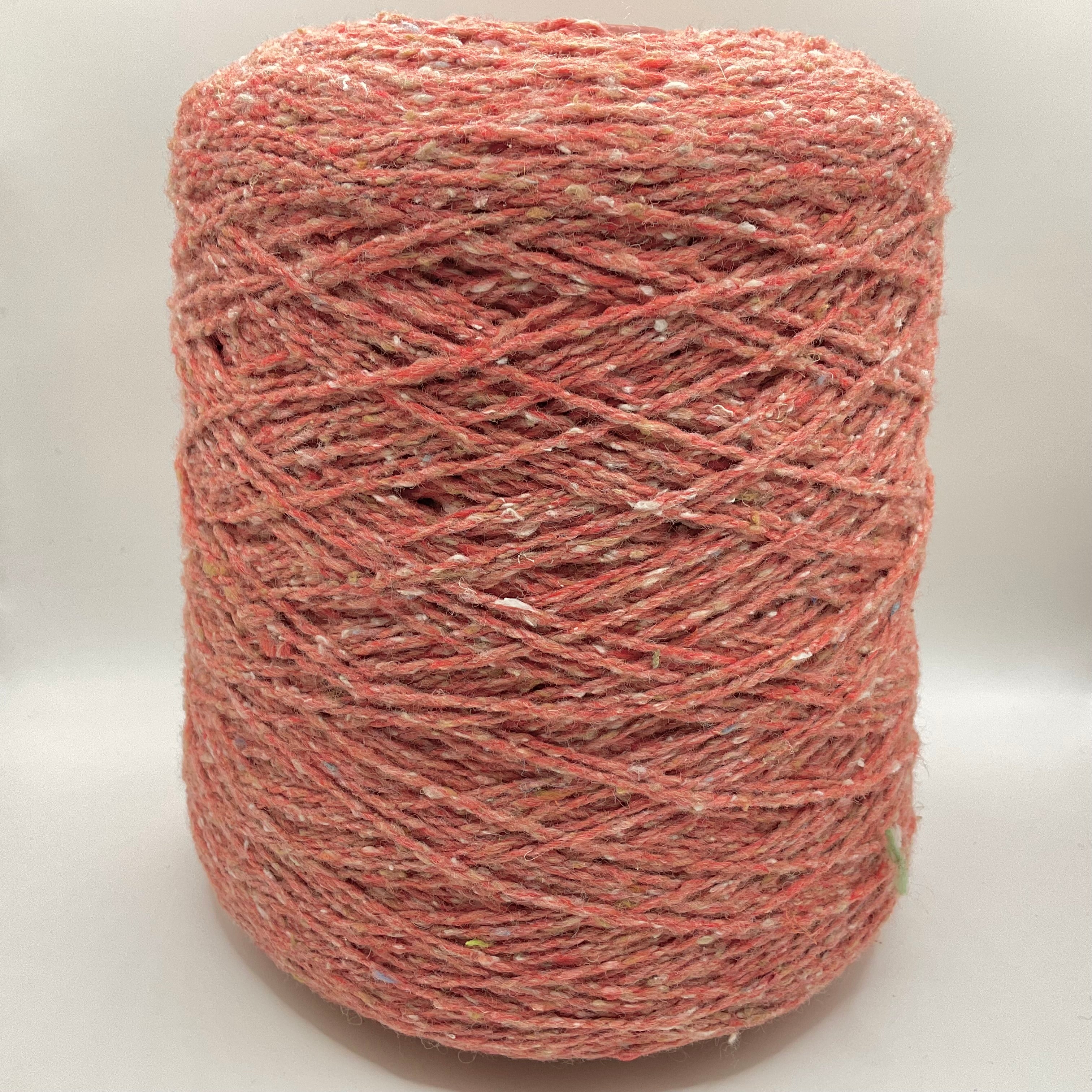 Vanguardia recycled clothing yarn (cone)