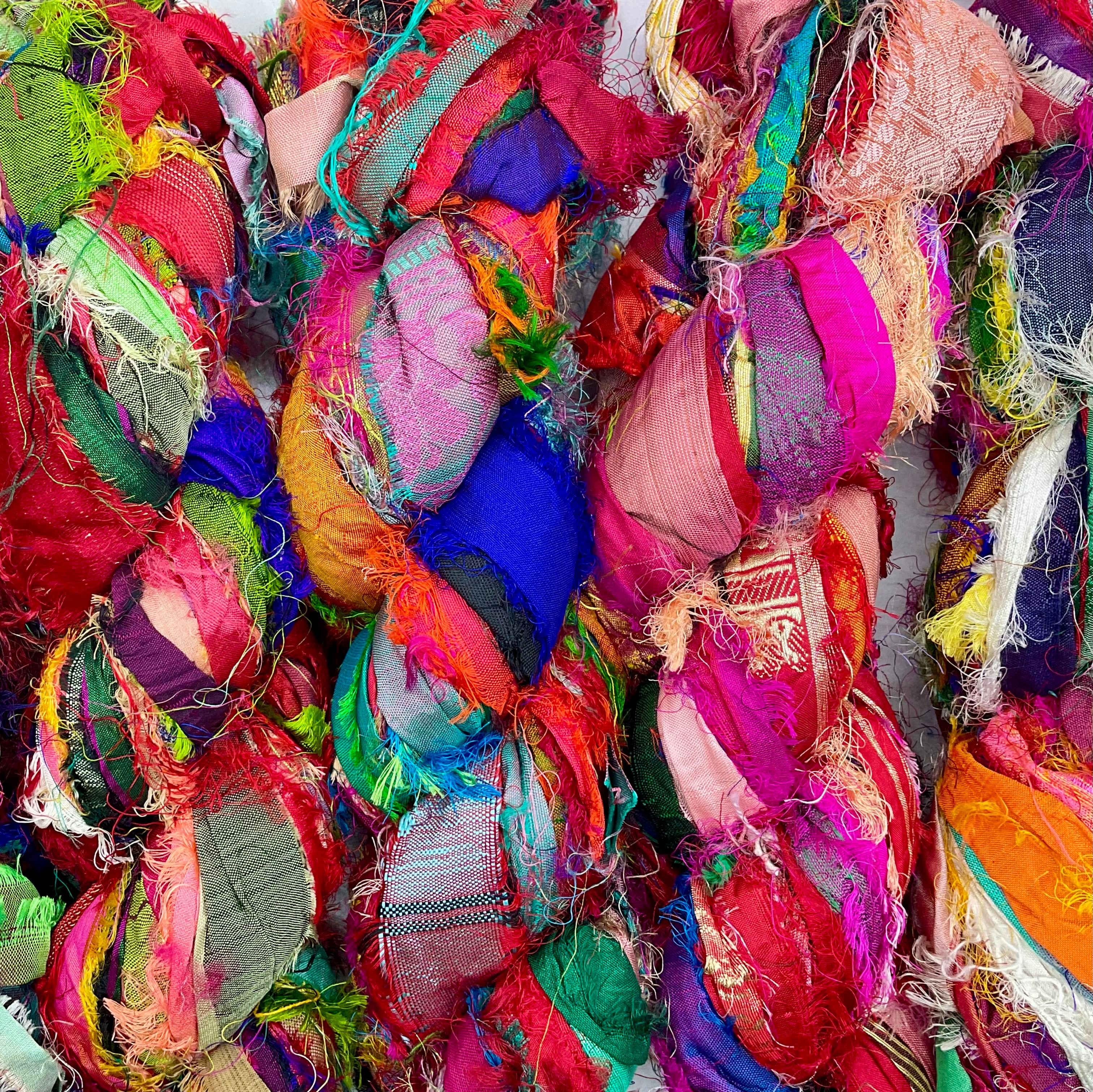 Sari silk fuzzy ribbon yarn