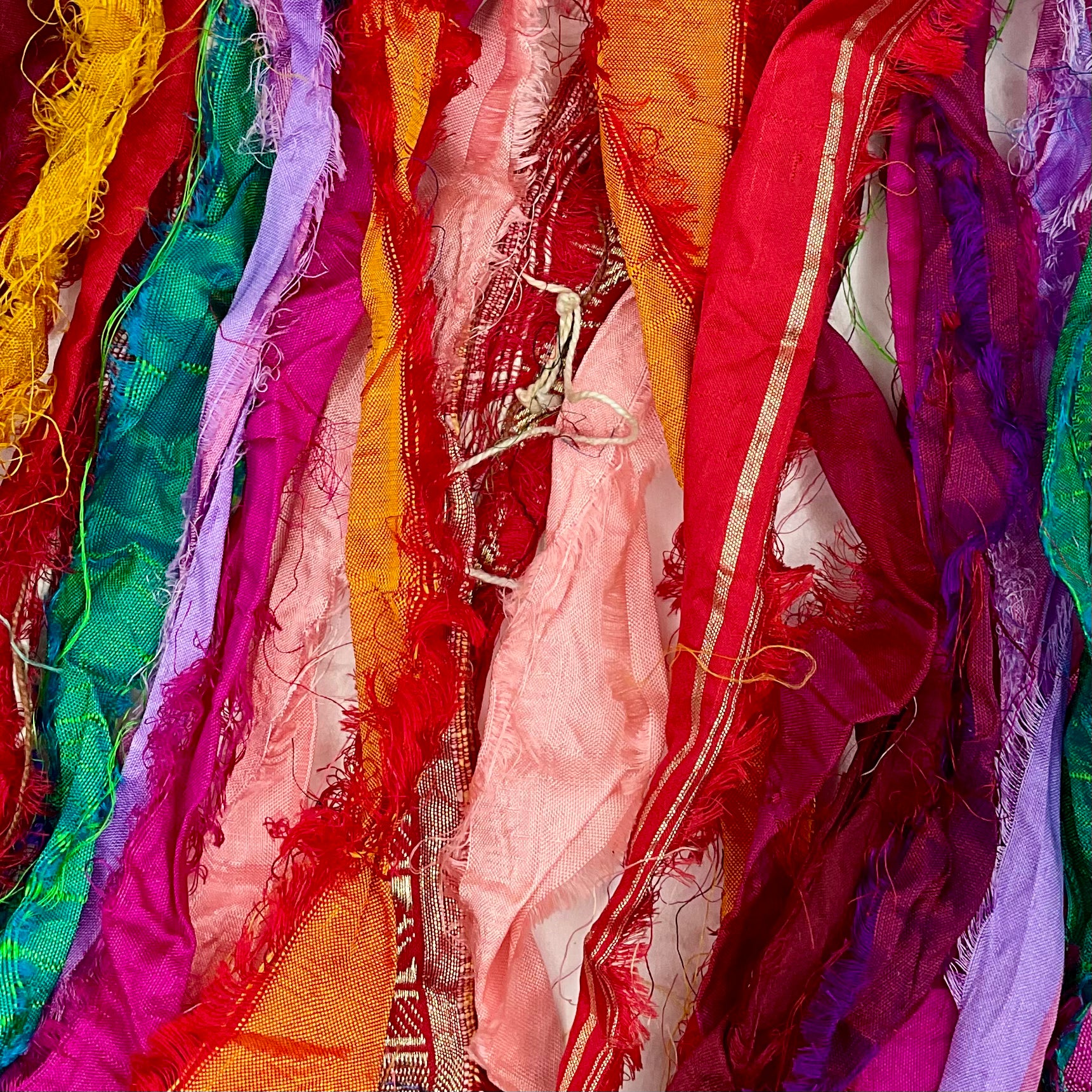 Sari silk fuzzy ribbon yarn